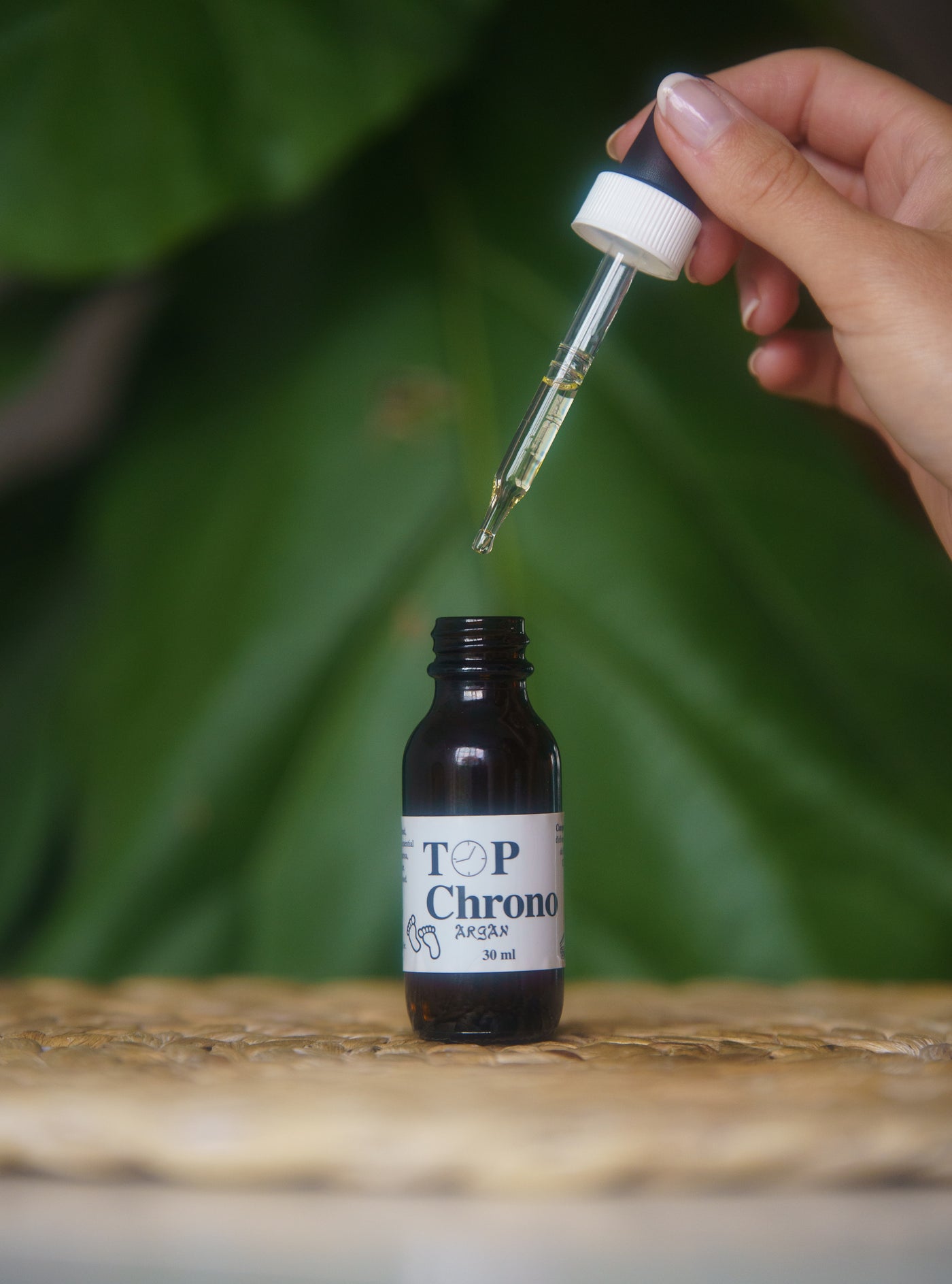 HUILE FORTIFIANTE POUR LES ONGLES ET CUTICULES TOP CHRONO À L'ARGAN